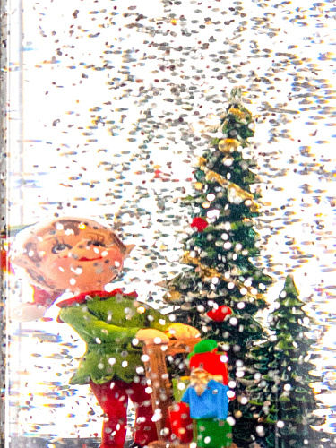 													Новогодний фонарик музыкальный Эльф с подарками 27 см Р-5147-D фото 3