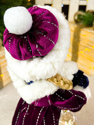 													Снегурочка музыкальная, танцующая 30 см вишневая Р-5335 фото 5