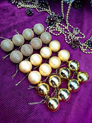 Набор шаров 3,5 см 24 шт золото 13-1