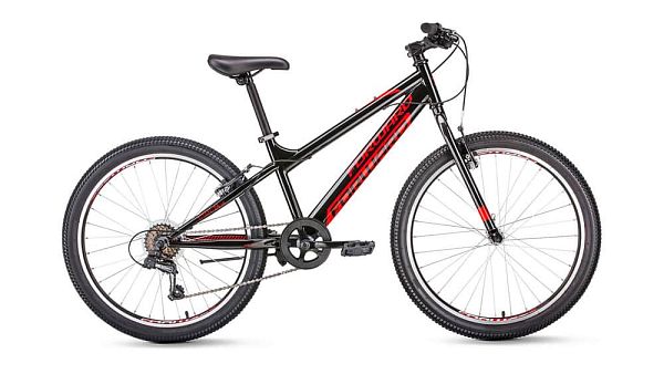 Велосипед горный FORWARD Titan 1.0 24" 13" 6 ск. черный FORWARD Titan 1.0 13" черный 