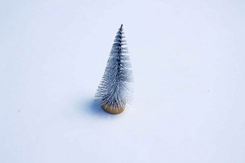 Елочка 10 см 1 шт серебристая 9918909 Елочка 10 см 1 шт серебристая 9918909