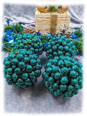 Набор шаров 10 см 4 шт изумрудный 104-43