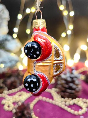 Елочная игрушка машинка красная красный/золото 7 см, стекло  // машинка красная