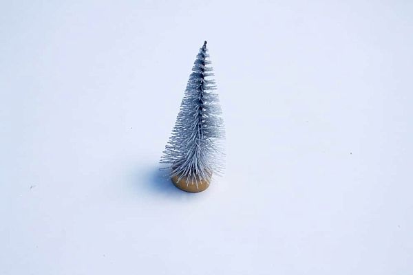 Елочка  10 см 1 шт серебристая  9918909