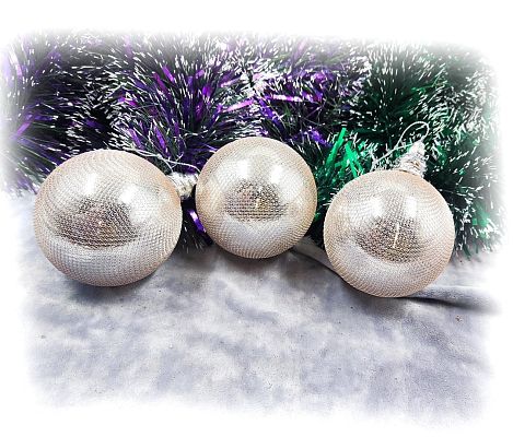 Набор шаров 8 см 3 шт шампанское WL9207-38