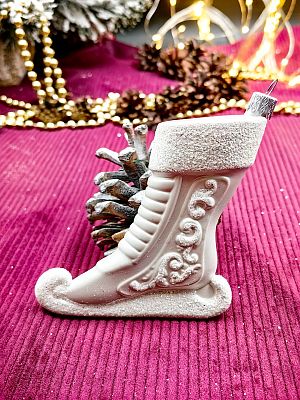 Елочная игрушка Коньки  белый 13 см Kon/plas/WHITE