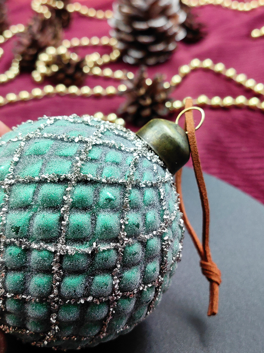 Шар изумрудный 8 см, стекло Merry Green MG24179 фото 3 Шар изумрудный 8 см, стекло Merry Green MG24179 фото 3