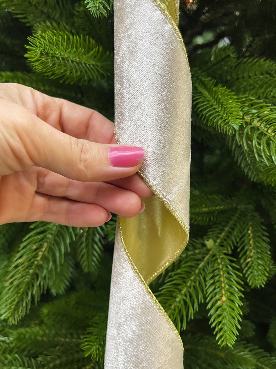 Бант с лентами 33х275 см бежевый 1шт 26-2 фото 11 Бант с лентами 33х275 см бежевый 1шт 26-2 фото 11