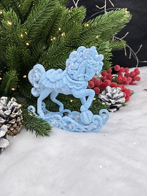 Елочная игрушка Лошадка на санях  голубой 9х10 см Лошадка на санях Blue Елочная игрушка Лошадка на санях  голубой 9х10 см Лошадка на санях Blue