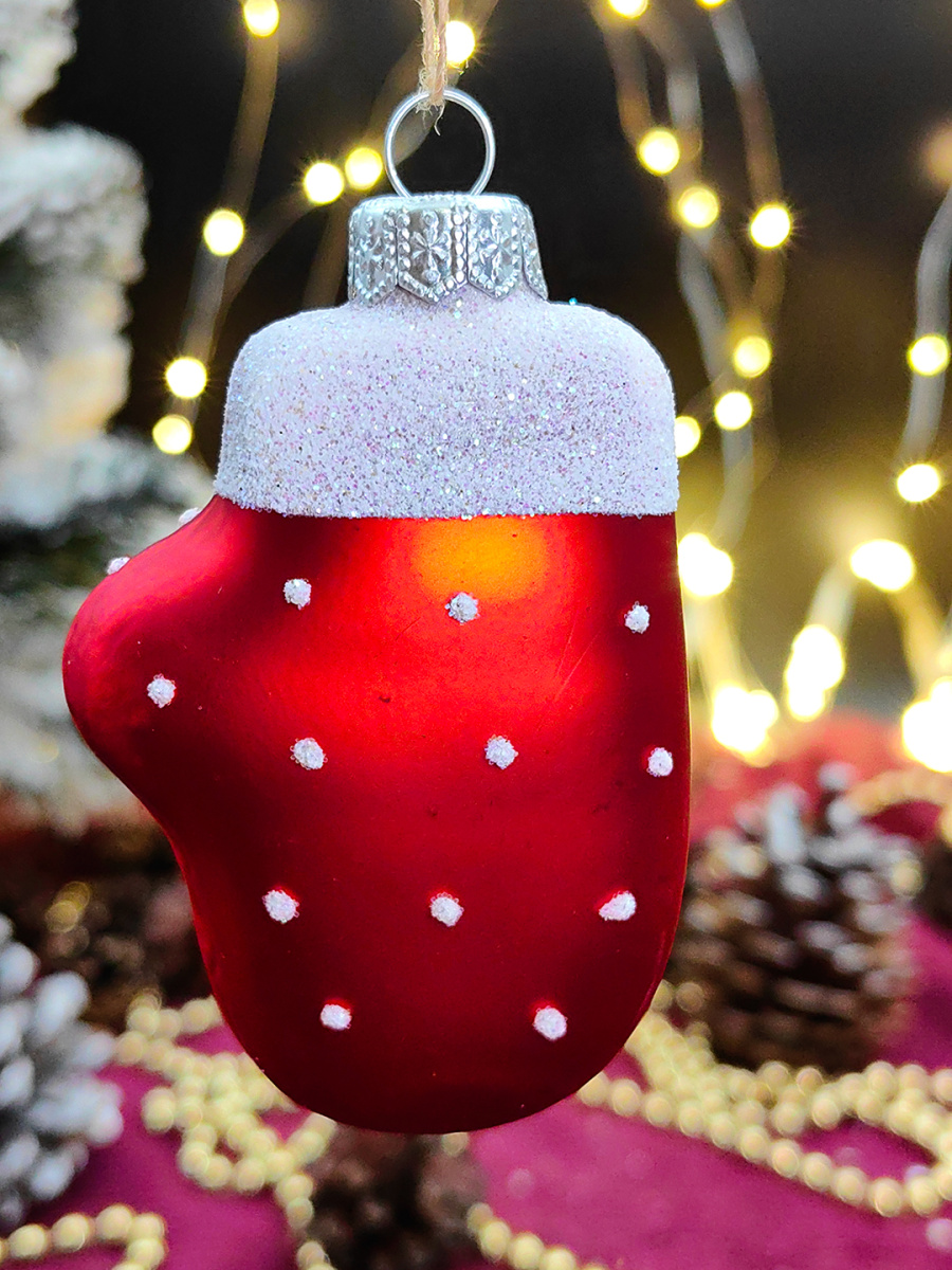 Елочная игрушка Варежка красный см, стекло // варежка RED фото 2 Елочная игрушка Варежка красный см, стекло // варежка RED фото 2