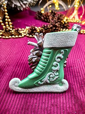 Елочная игрушка Коньки  зеленый 13 см Kon/plas/GREEN