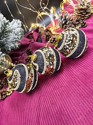 Набор шаров 8 см 3 шт черный/золотой 22-12