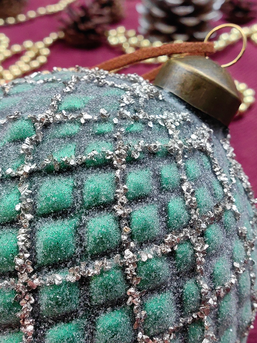 Шар изумрудный 10 см, стекло Merry Green MG24178 фото 3 Шар изумрудный 10 см, стекло Merry Green MG24178 фото 3