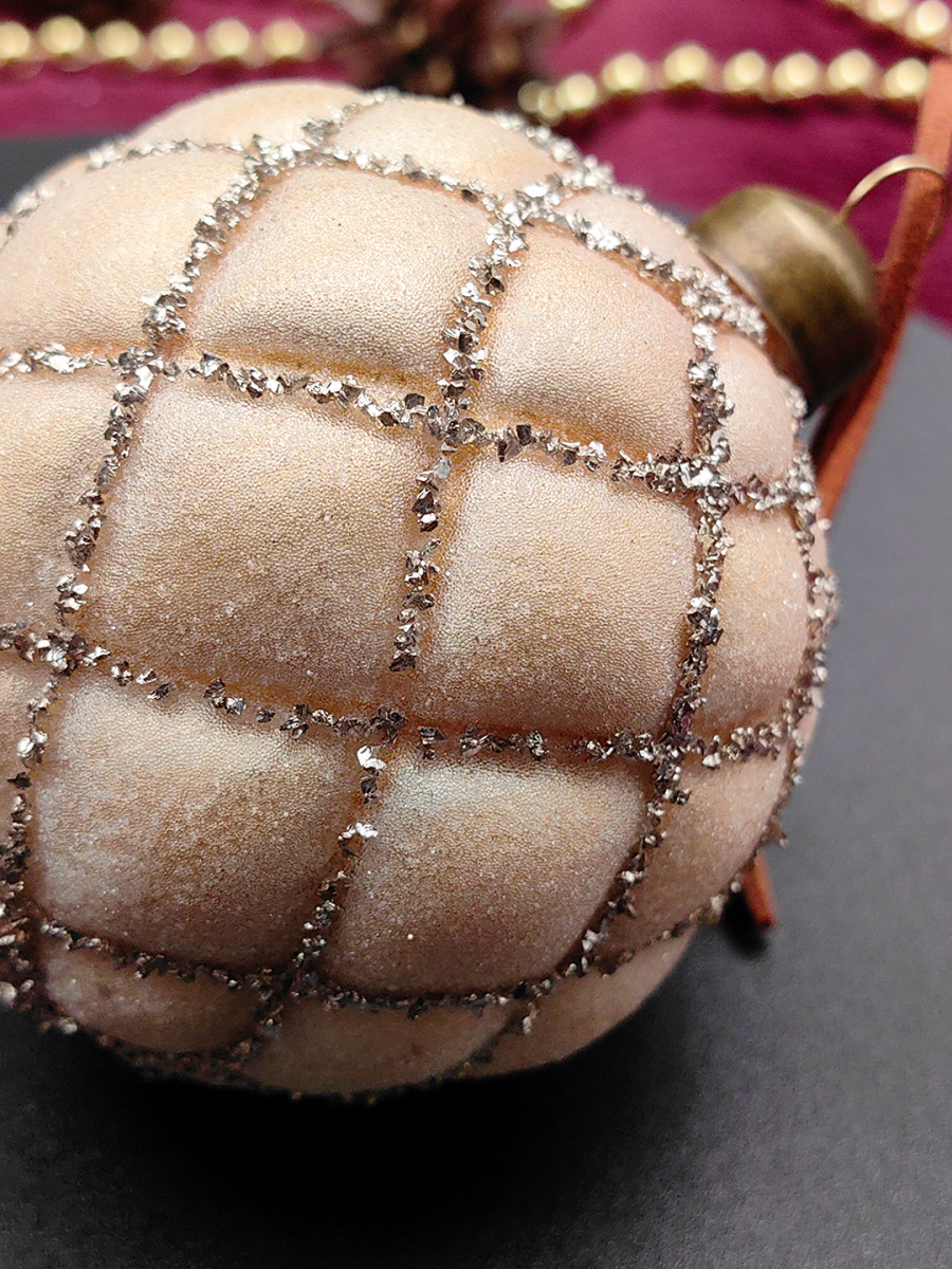 Шар снежный мармелад 8 см, стекло Merry Green MG24223 фото 3 Шар снежный мармелад 8 см, стекло Merry Green MG24223 фото 3