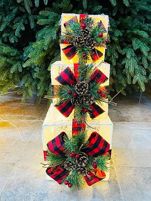 Светодиодные фигуры Подарки белые ажурные 25х25/20х20/15х15 см проволока Р-6824 Светодиодные фигуры Подарки белые ажурные 25х25/20х20/15х15 см проволока Р-6824