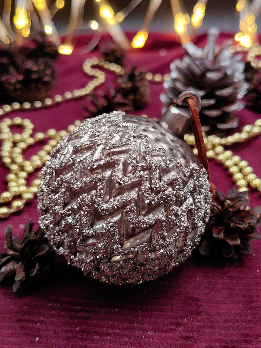 Шар платиново-серый 8 см, стекло Merry Green MG24089 фото 2 Шар платиново-серый 8 см, стекло Merry Green MG24089 фото 2