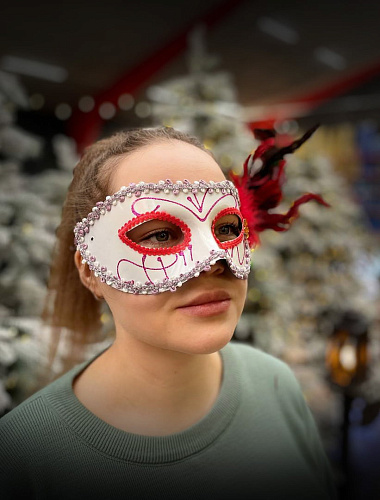 Карнавальная маска см белая PL2020W фото 3 Карнавальная маска см белая PL2020W фото 3