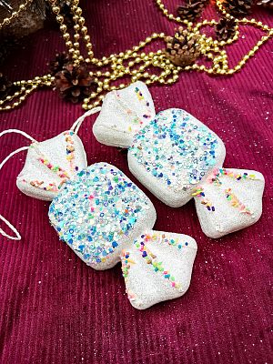 Елочная игрушка Конфеты с посыпкой белый 14 см 32-22