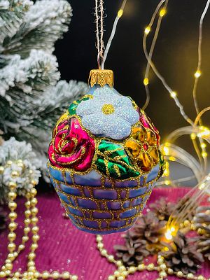 Елочная игрушка Корзина с цветами голубой 8 см, стекло  // корзина с цветами LITE BLUE