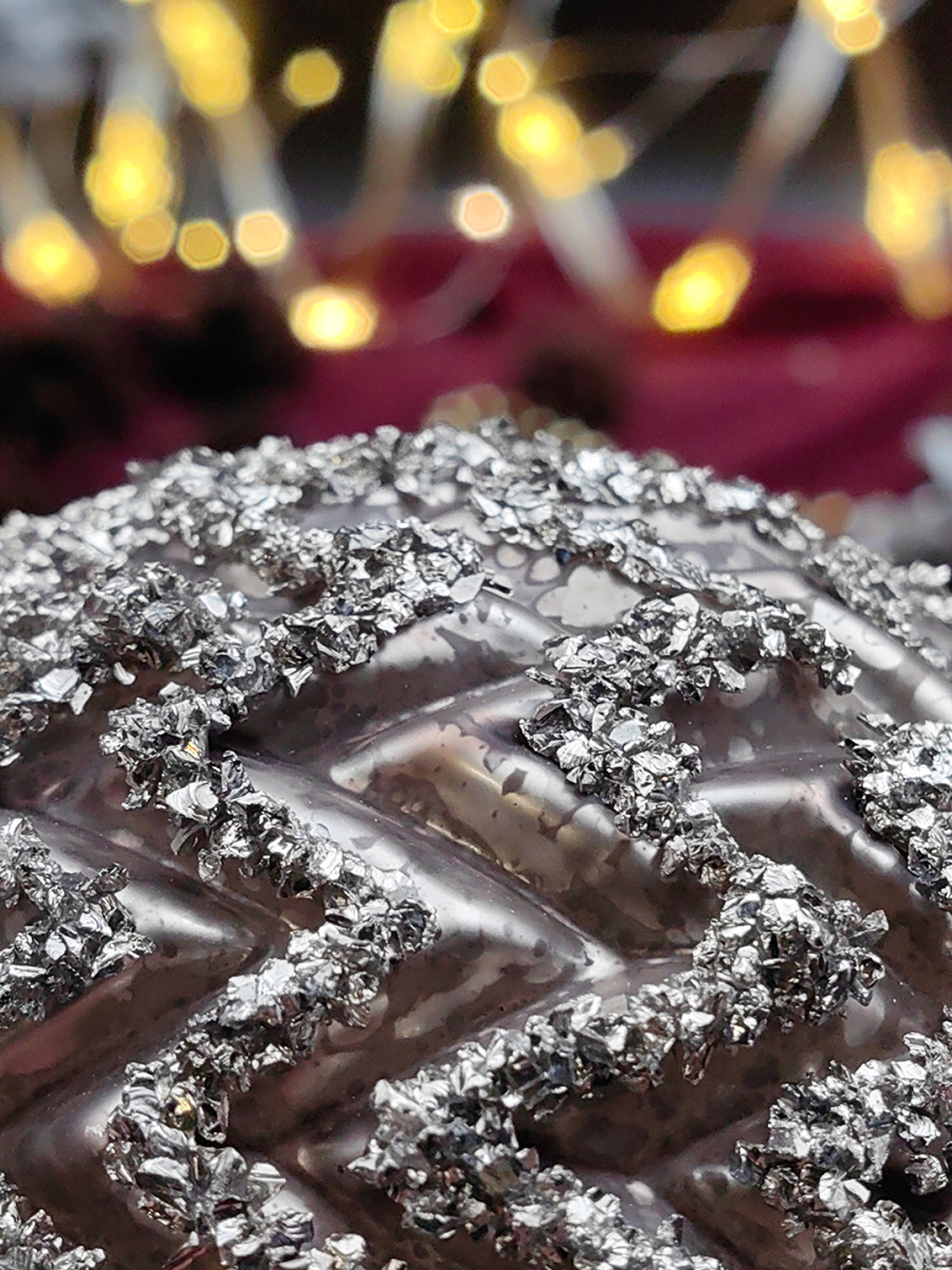 Шар платиново-серый 8 см, стекло Merry Green MG24089 фото 4 Шар платиново-серый 8 см, стекло Merry Green MG24089 фото 4