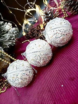 Набор шаров 8 см 3 шт белый 10-15