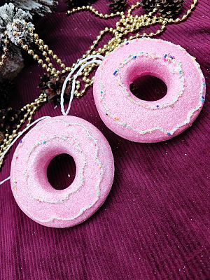 Елочная игрушка Пончик с посыпкой розовый 11 см 32-25