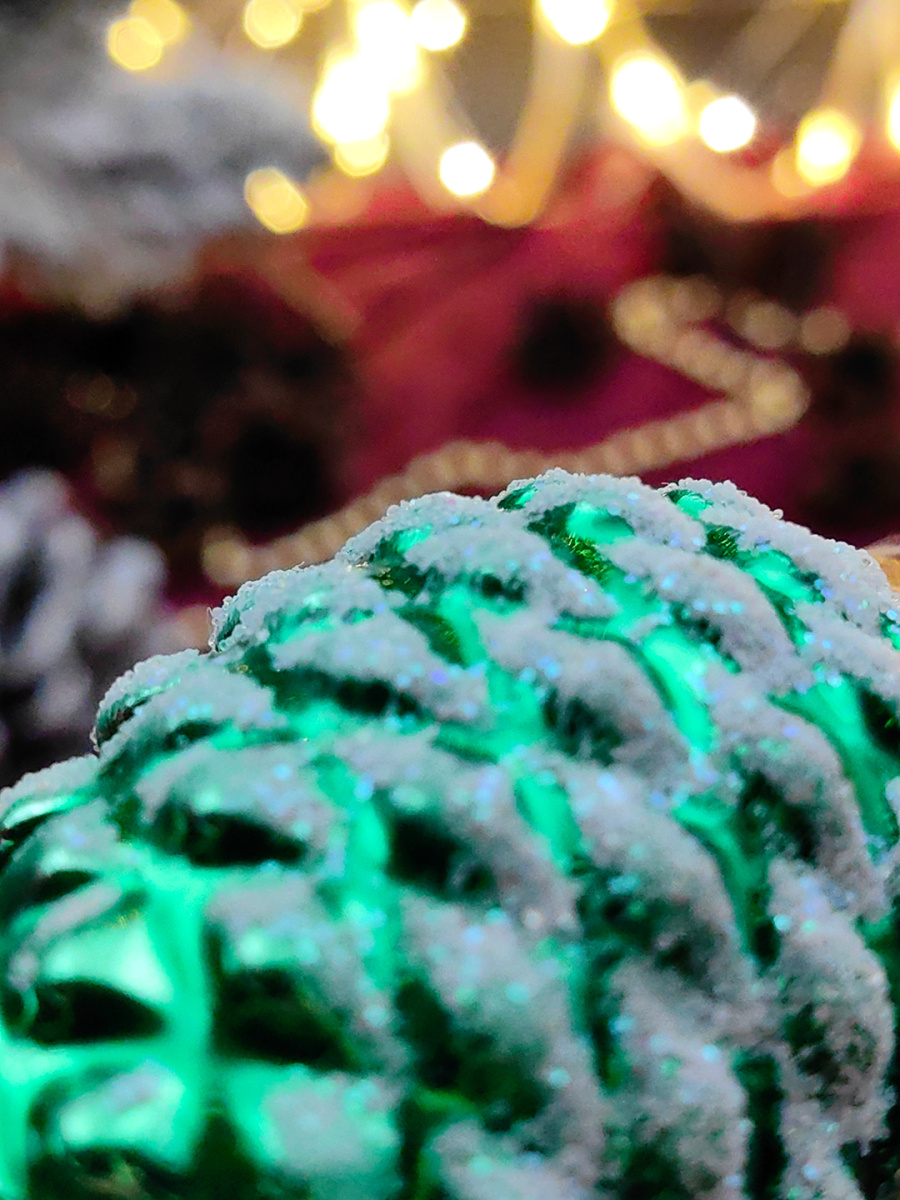 Елочная игрушка Шишка зеленый 7 см, стекло // шишка GR фото 7 Елочная игрушка Шишка зеленый 7 см, стекло // шишка GR фото 7