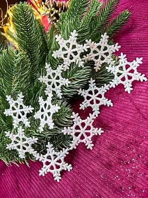 Елочные игрушки Снежинки  белый 5,5 см snowflakeM/2