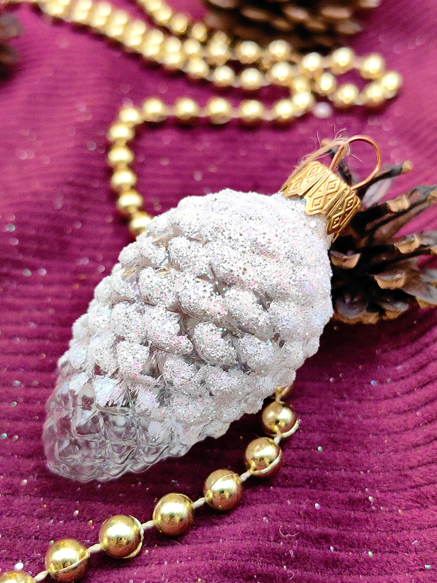 Елочная игрушка Шишка прозрачный 7 см, стекло // шишка TRT фото 2 Елочная игрушка Шишка прозрачный 7 см, стекло // шишка TRT фото 2