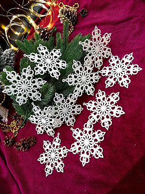 Елочные игрушки Снежинки  белый 12 см snowflakeS/3