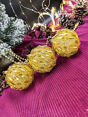 Набор шаров 8 см 3 шт золото 165731