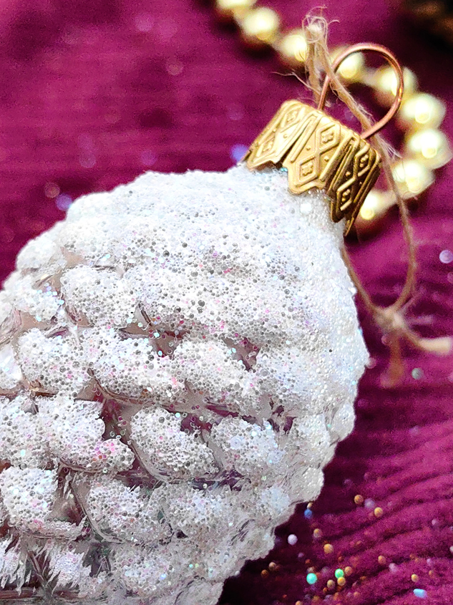 Елочная игрушка Шишка прозрачный 7 см, стекло // шишка TRT фото 3 Елочная игрушка Шишка прозрачный 7 см, стекло // шишка TRT фото 3