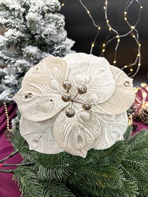 Цветок бежевый d 22 см MG24557