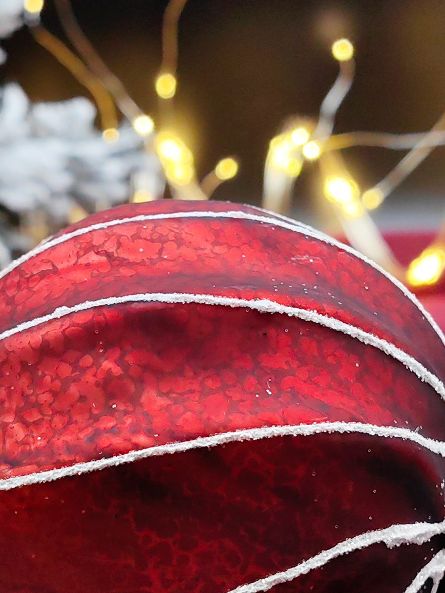 Шар темный-красный 8 см, стекло Merry Green MG24021 фото 4 Шар темный-красный 8 см, стекло Merry Green MG24021 фото 4