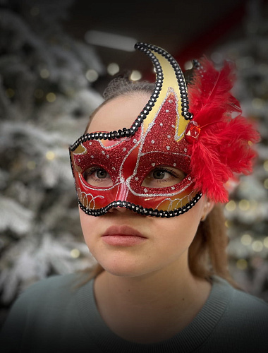 Карнавальная маска см красная PL1064Red фото 2 Карнавальная маска см красная PL1064Red фото 2