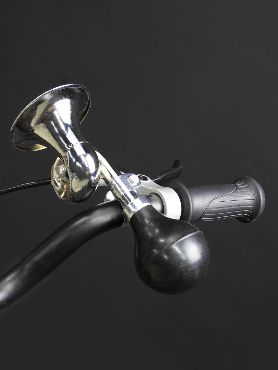 Клаксон Graffiti "Граммофон" серебристый 4089543 фото 7 Клаксон Graffiti "Граммофон" серебристый 4089543 фото 7