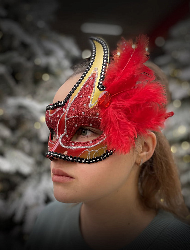 Карнавальная маска см красная PL1064Red фото 3 Карнавальная маска см красная PL1064Red фото 3